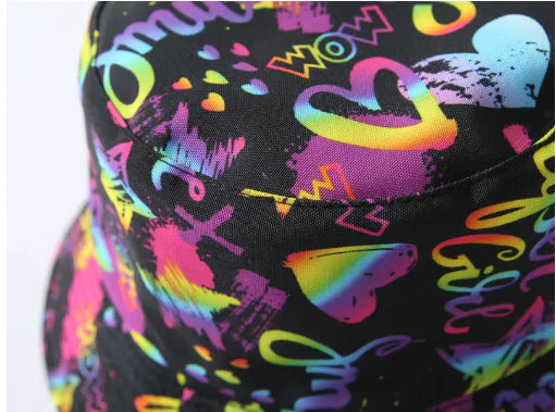 Reversible Heart Print Bucket Hat