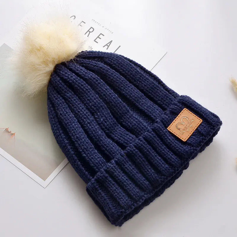 Knitted Outdoor Beanie with Fleece Lining for Warmth